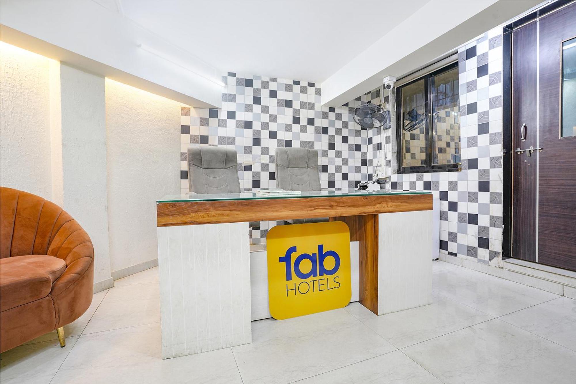 Fabhotel Shree Balaji Apartment 뭄바이 외부 사진
