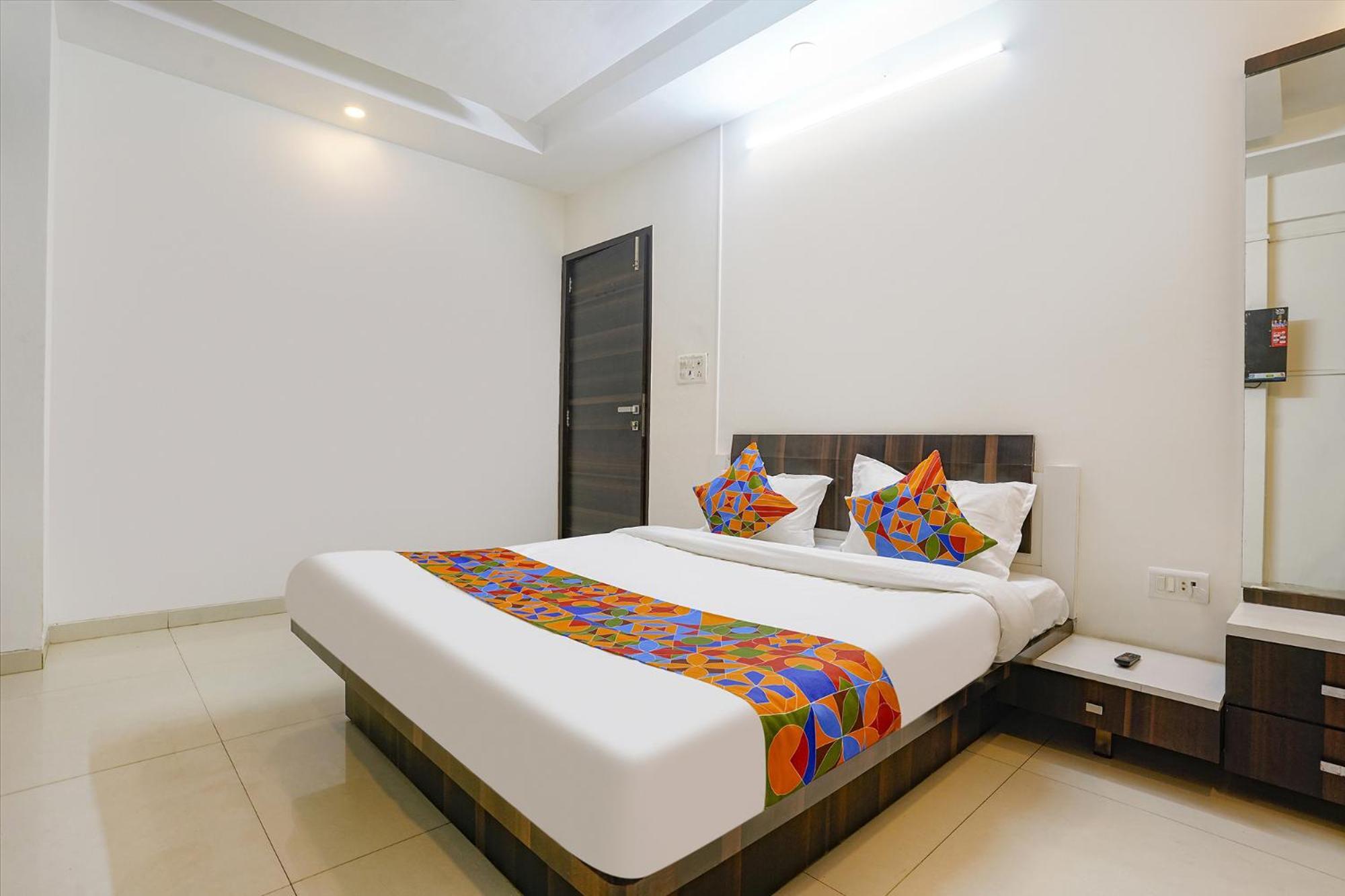 Fabhotel Shree Balaji Apartment 뭄바이 외부 사진