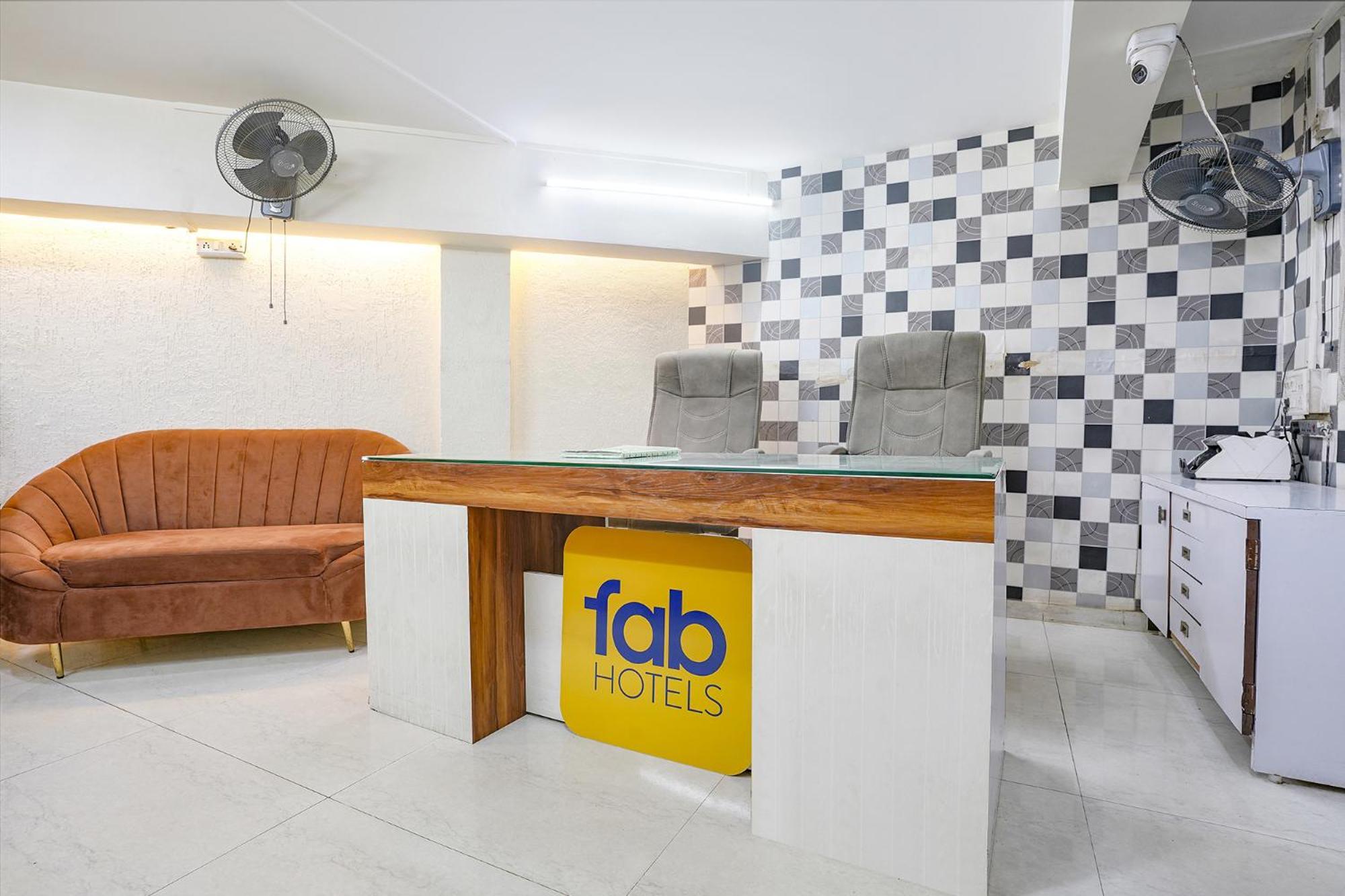 Fabhotel Shree Balaji Apartment 뭄바이 외부 사진